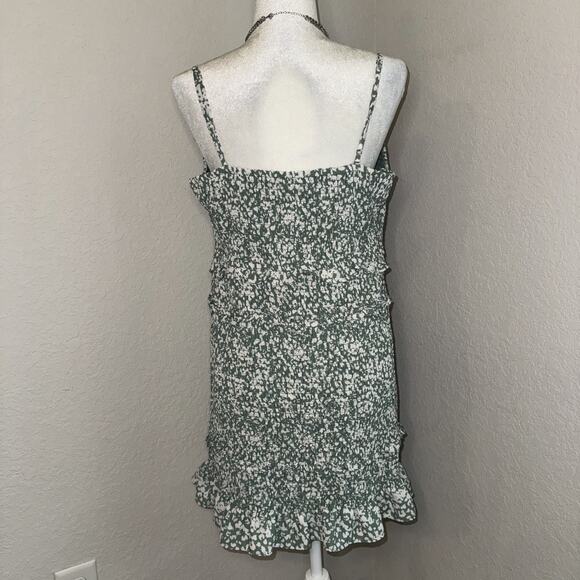 Abercrombie & Fitch Smocked Mini Dress Womens XLT Green White Floral Ruffle Hem - Picture 3 of 8